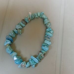 Chic Turquoise Beaded Bracelet